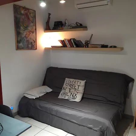 Apartment Petit Maison Avec Jardin *